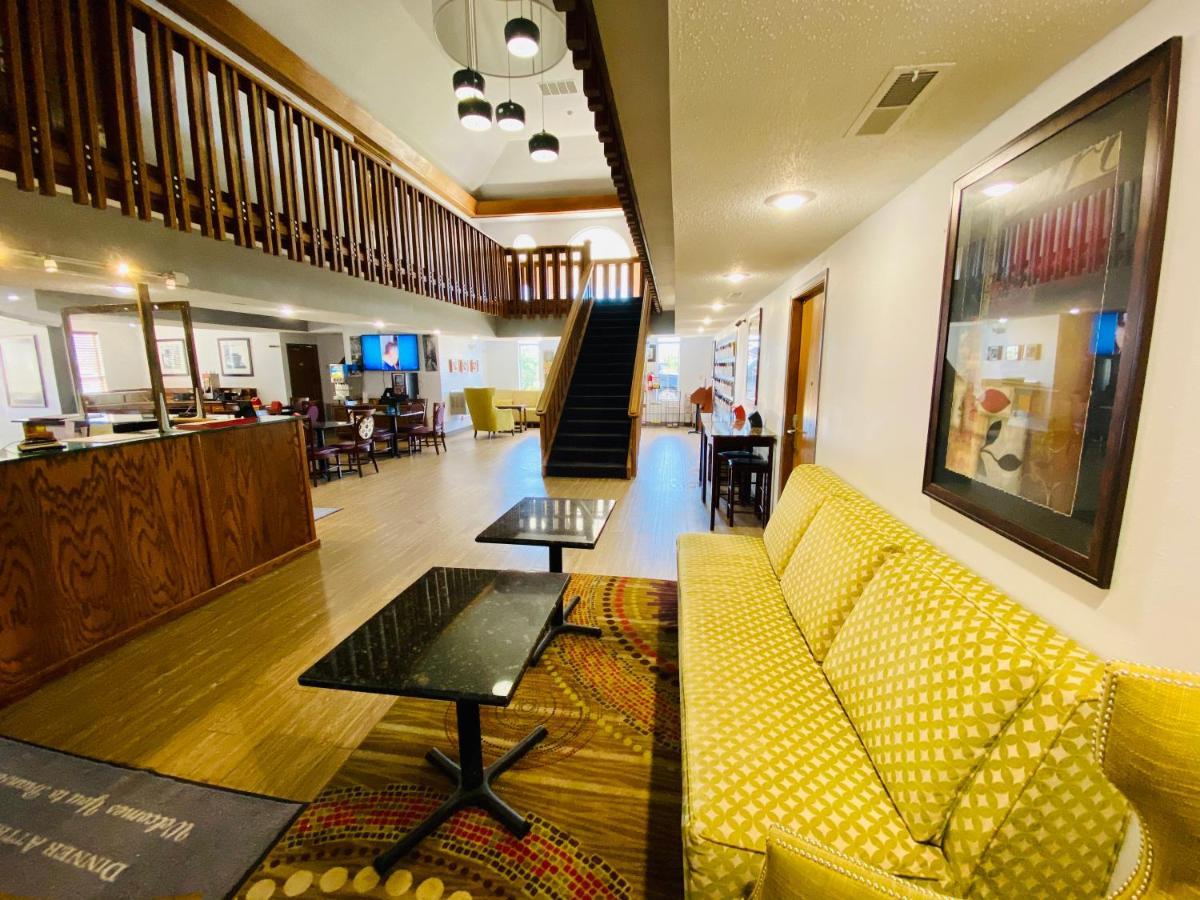 Howard Johnson By Wyndham Branson Theatre District Экстерьер фото